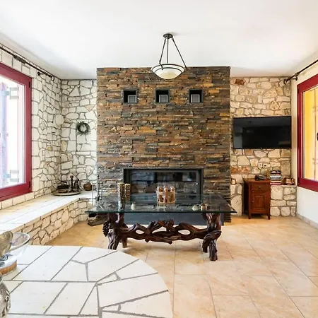 Greka Ioanian Maisonette - Pool & Seaview Bliss Holiday home